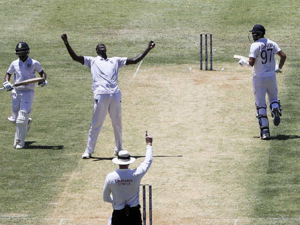 తొలి బంతికే షాక్: