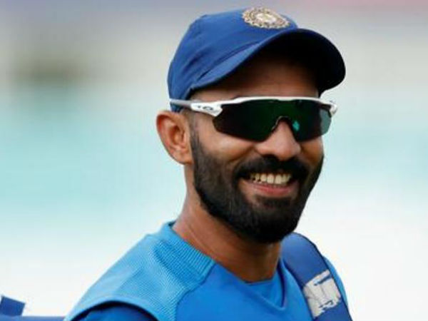 తొలి మ్యాచ్‌కు హాజరైన దినేశ్‌ కార్తీక్ 