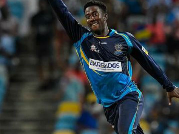 ఐదు వికెట్లతో చెలరేగిన వాల్ష్‌: