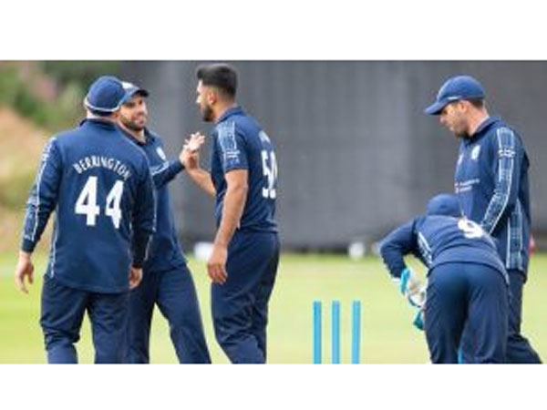 అత్యధిక సిక్సర్లు: