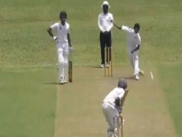 ఒకే ఇన్నింగ్సులో 5 వికెట్లను మూడు సార్లు