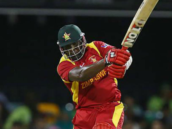 నాలుగో ఆటగాడిగా 