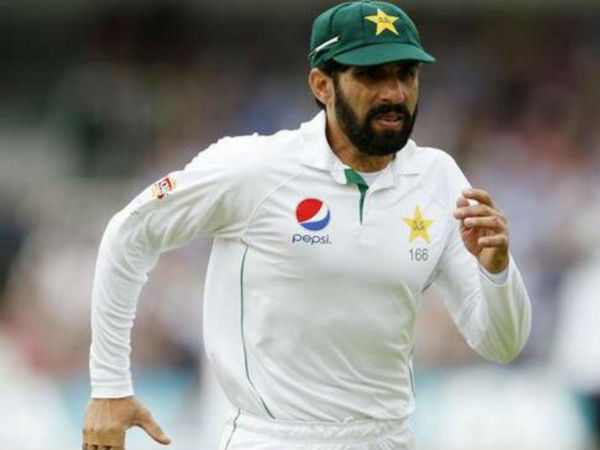 2017లో అంతర్జాతీయ క్రికెట్‌కు వీడ్కోలు: