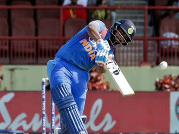 విక్రమ్ రాథోర్ సైతం ఇలా