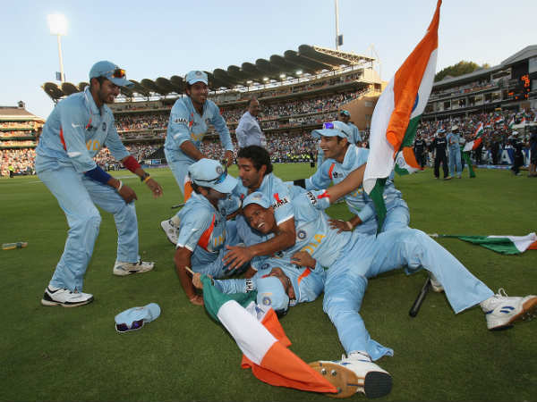  ఆస్ట్రేలియాను చిత్తుగా ఓడించి ఫైనల్‌కు: