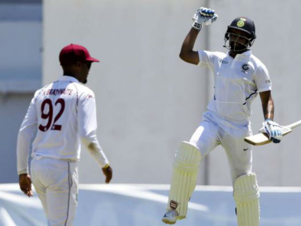 విండీస్ విజయానికి 423 పరుగులు: