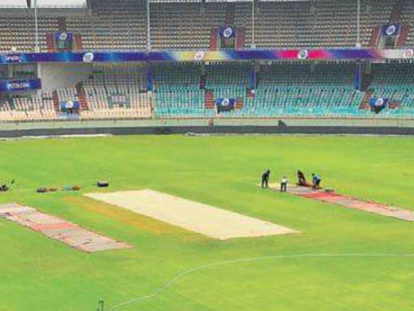 అక్టోబర్ 2న విశాఖపట్నం వేదికగా తొలి టెస్టు