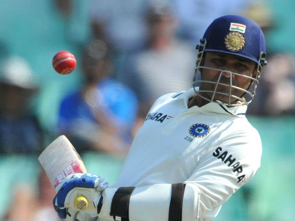 శరీరంపైకి వచ్చే బంతుల్ని సెహ్వాగ్‌ వదిలేస్తాడు