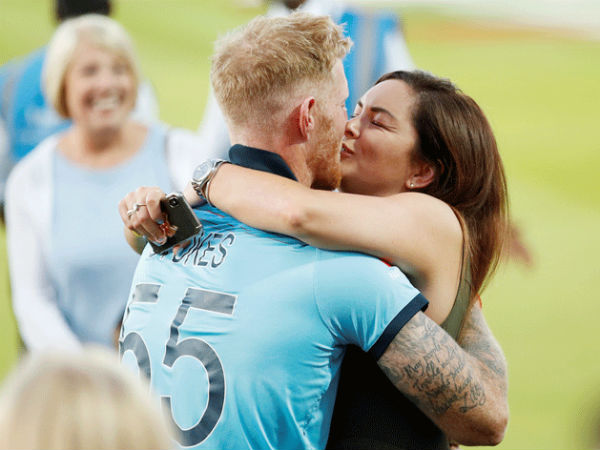 భార్యతో గొడవ: