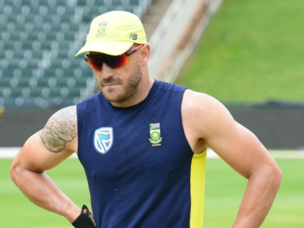 ప్రాక్టీస్‌ సెషన్‌లో డుప్లెసిస్: