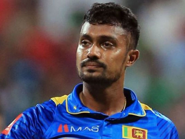 పాకిస్థాన్‌కు షాక్