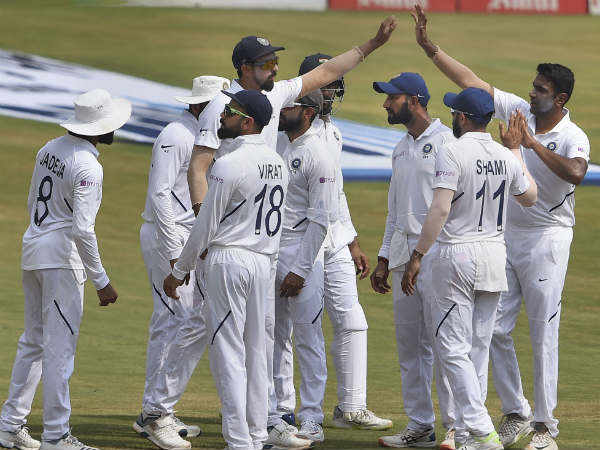 తొలి ఇన్నింగ్స్‌లో 7 వికెట్లు తీసిన అశ్విన్