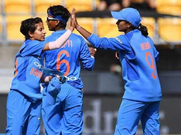 మంధాన విఫలం: