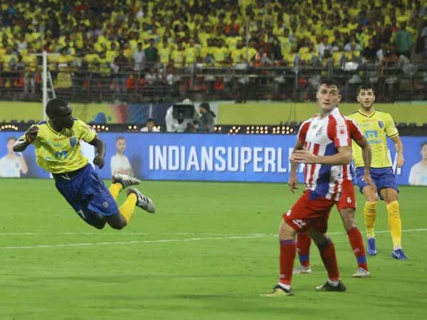 2-1తో కేరళ బ్లాస్టర్స్ విజయం