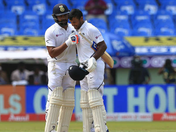 మూడొందలకు పైగా పరుగులు చేయడం ఇది మూడోసారి