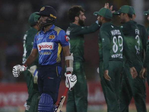 రెండో వన్డేలో పాక్ విజయం 