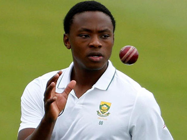 రెండు వికెట్లు తీసిన రబాడ