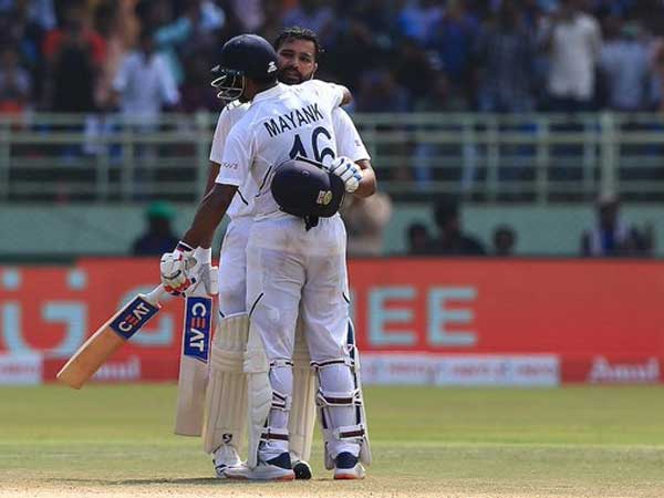 ఓపెనింగ్‌ భిన్నంగా ఉంటుంది