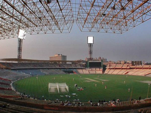 కోల్‌కతా వేదికగా నవంబర్ 22న భారత్‌లో తొలి డే/నైట్‌ టెస్టు