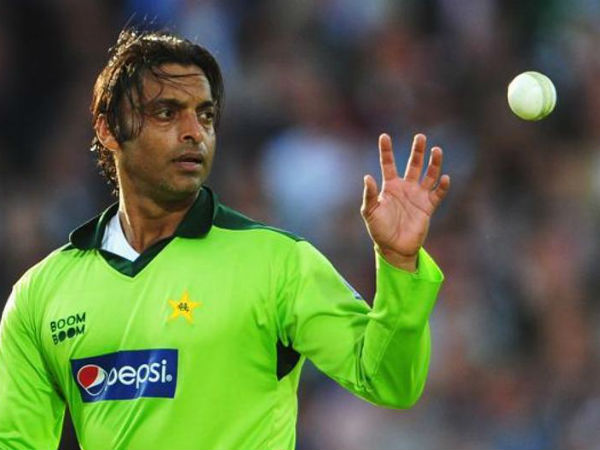 అచ్చం అక్తర్‌లానే: