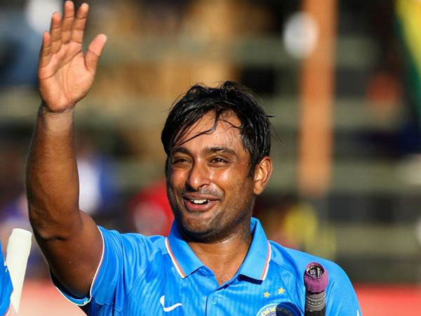 జట్టుతో అసౌకర్యంగా ఉన్నా