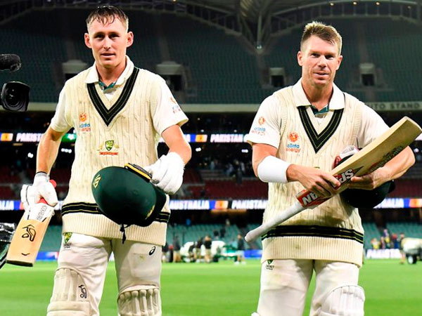 టెస్టుల్లో అత్యంత వేగంగా ట్రిపుల్ సెంచరీ సాధించిన ఆటగాళ్లు