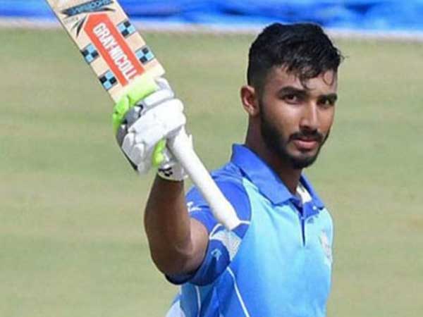 184 పరుగులు చేసిన ఆంధ్ర
