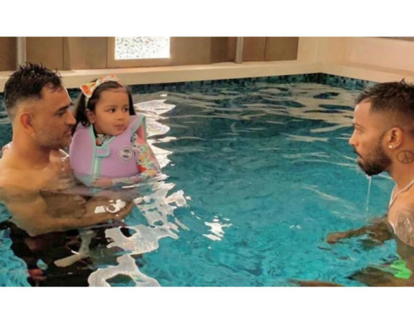 గతంలో స్విమ్మింగ్ పూల్‌ ఫొటో: