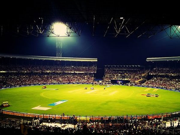 రాత్రి 8 గంటల వరకే మ్యాచ్: