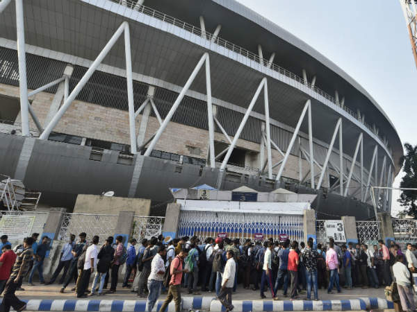 డే నైట్ టెస్టు ఎప్పుడు జరుగుతుంది?