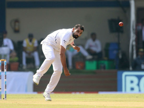 ముష్ఫికర్‌ రహీమ్‌ క్లీన్‌బౌల్డ్‌