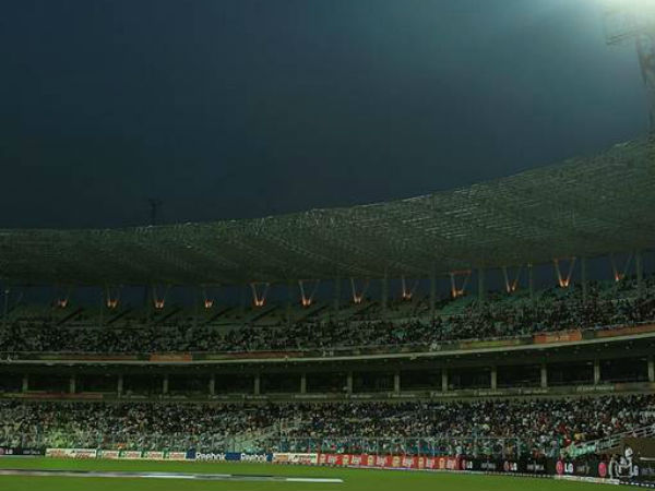 లంచ్ విరామ సమయంలో