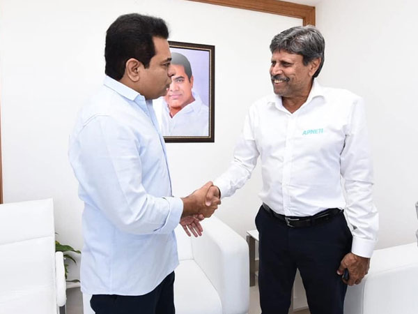 Kapil Dev Meets KTR In Hyderabad