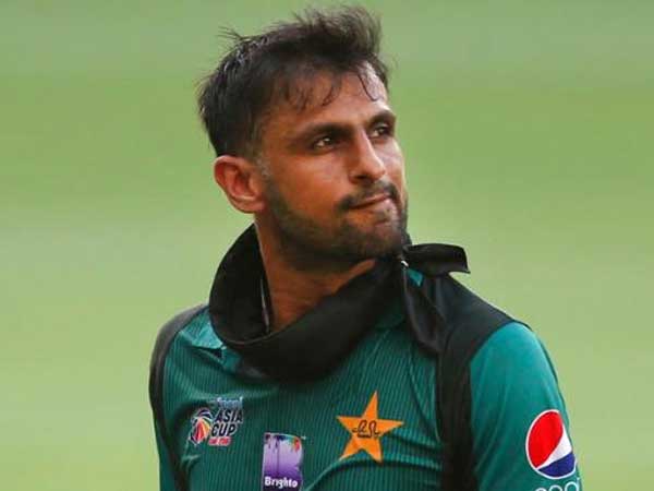 అగ్రస్థానంలో షోయబ్ మాలిక్ 