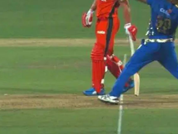 నోబాల్స్‌ విషయంలో విమర్శలు: