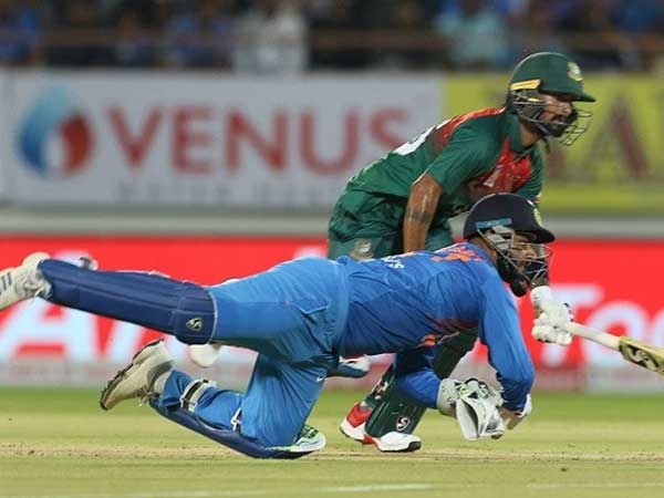 పంత్ తొందరపాటు వల్ల