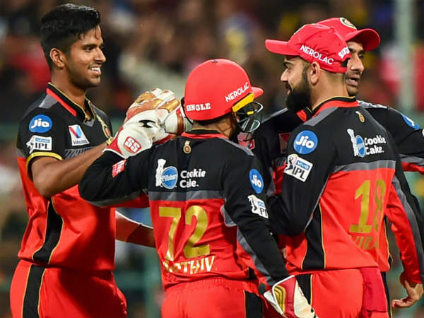 అట్టిపెట్టుకున్న ఆటగాళ్లు అట్టిపెట్టుకున్న ఆటగాళ్లు