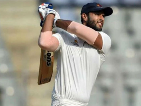 దూబెను నాతో పోల్చడం సారికాదు: