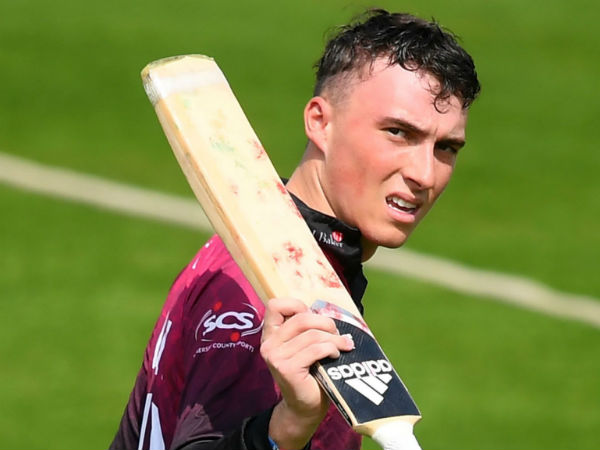 వచ్చే సీజన్ కోసం ఐపీఎల్ వేలంలో