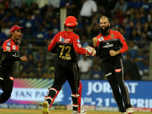 కేవలం ఇద్దరు విదేశీ ఆటగాళ్లను మాత్రమే