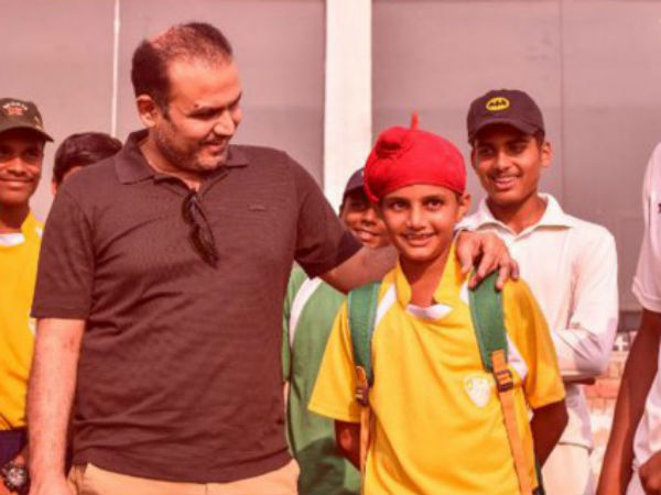 ఒక పాఠశాలను నిర్మించాలని