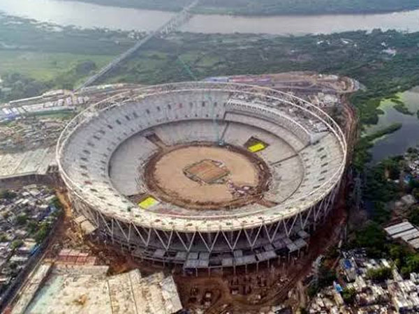 63 ఎకరాల స్థలంలో