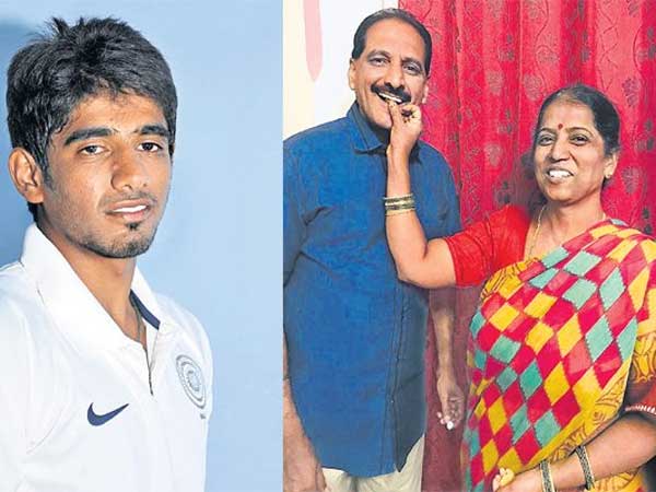 తన 19వ ఏటనే 