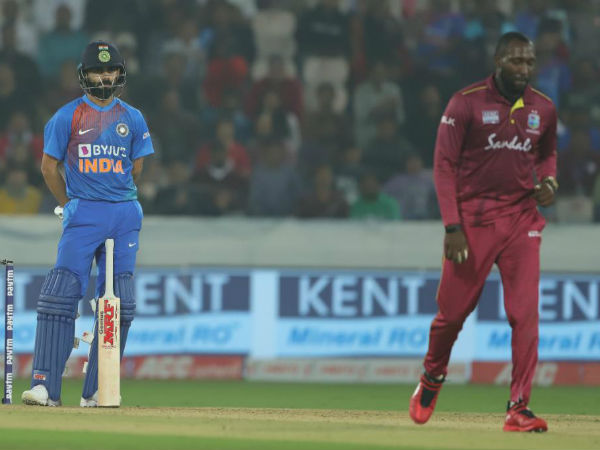 జట్టు స్కోరు 30 పరుగుల వద్ద