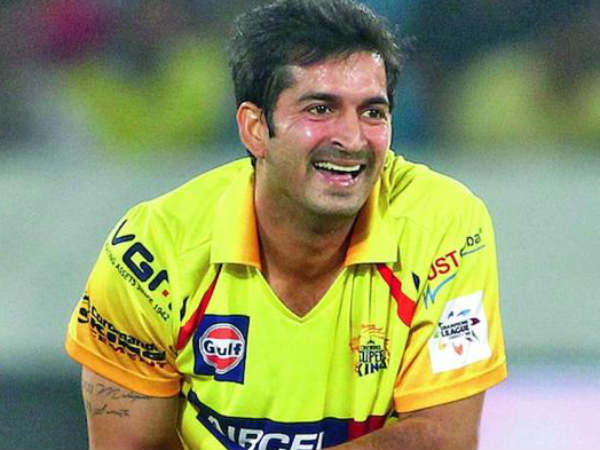 వేలానికి ముందు విడుదల చేసిన ఆటగాళ్ళు 