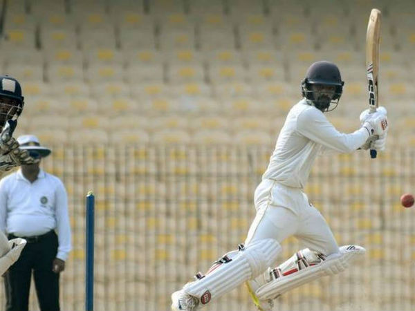 పుంజుకున్న హైదరాబాద్‌: