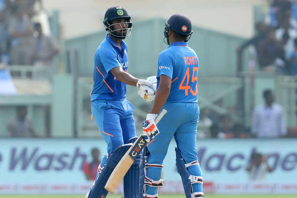 India vs West Indies 2nd ODI, Live Score: Rohit & Rahul put on Indias 4th 100 plus 1st wicket stand India vs West Indies 2nd ODI, Live Score: Rohit & Rahul put on Indias 4th 100 plus 1st wicket stand