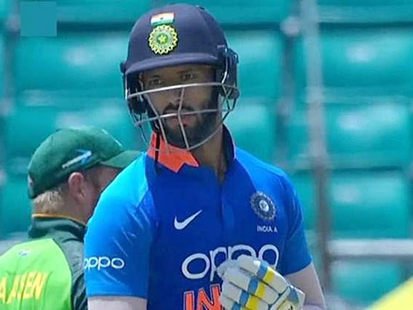 దూబే అరంగేట్రం: