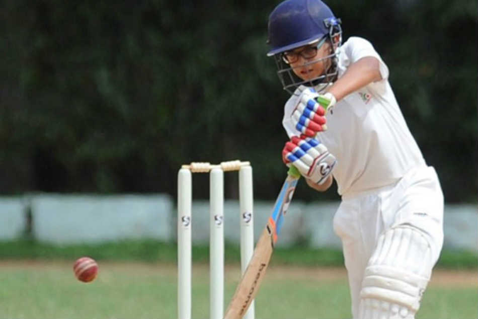 Rahul Dravids son Samit scores sensational double century in Under-14 state-level match
