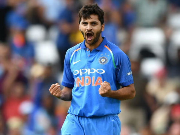 భువీ స్థానంలో శార్దుల్‌ ఠాకూర్‌